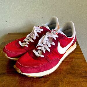 Red Nike size 12 men’s well-worn, but in good shape